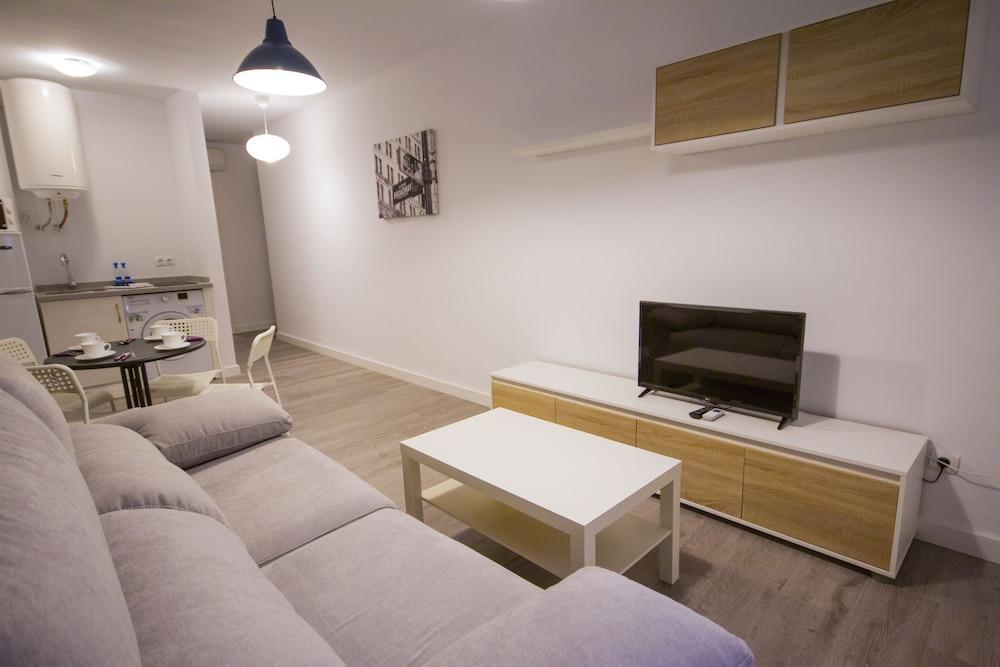 Marimel Nerja Alojamientos Exteriör bild