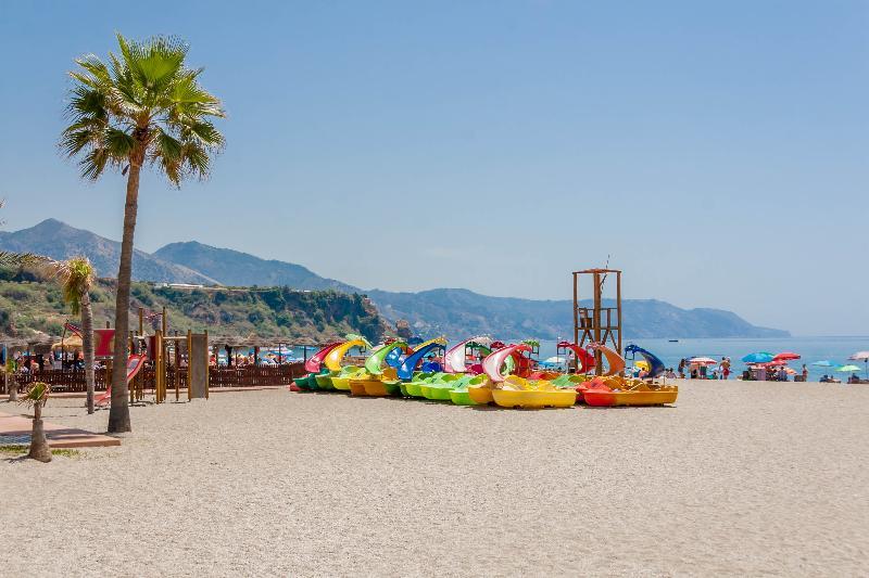Marimel Nerja Alojamientos Exteriör bild